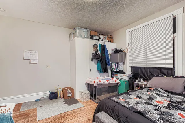 $274,900 | 849 6th Street East, St. Paul, MN 55106