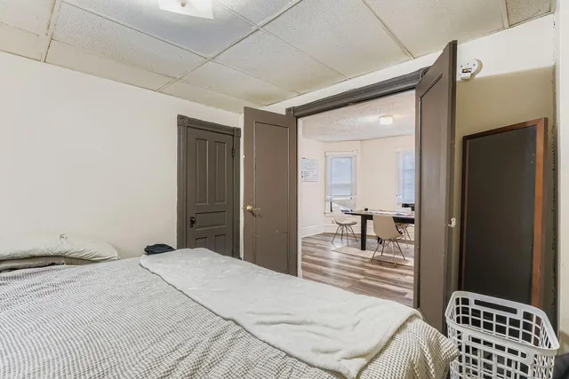 $274,900 | 849 6th Street East, St. Paul, MN 55106