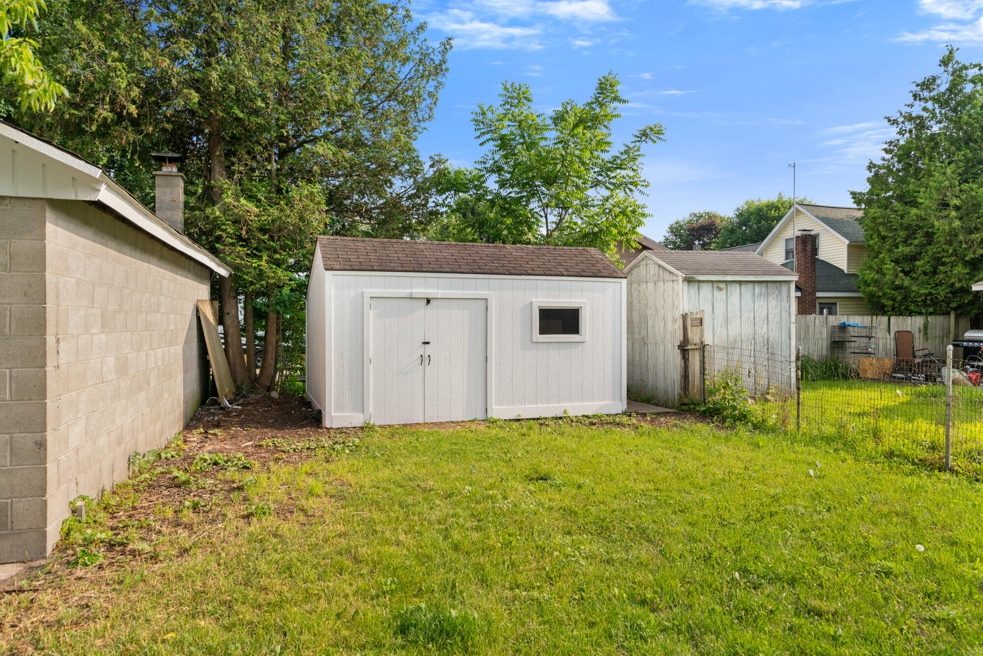 112 Fulton Street Petoskey, MI 49770 - Photo 8 of 37 A7R09338