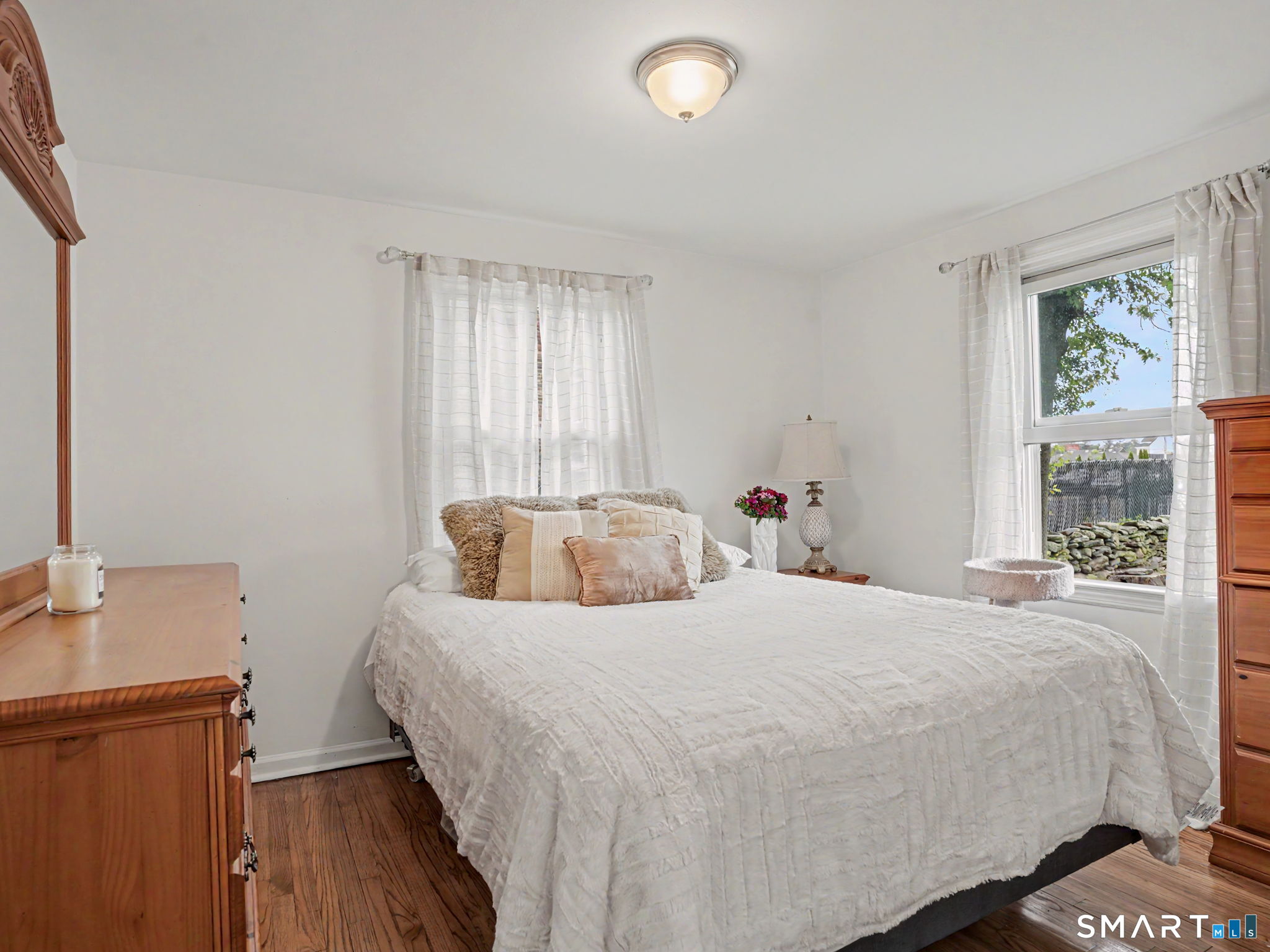 439 Stillson Road Fairfield, CT 06824 - Photo 13 of 22