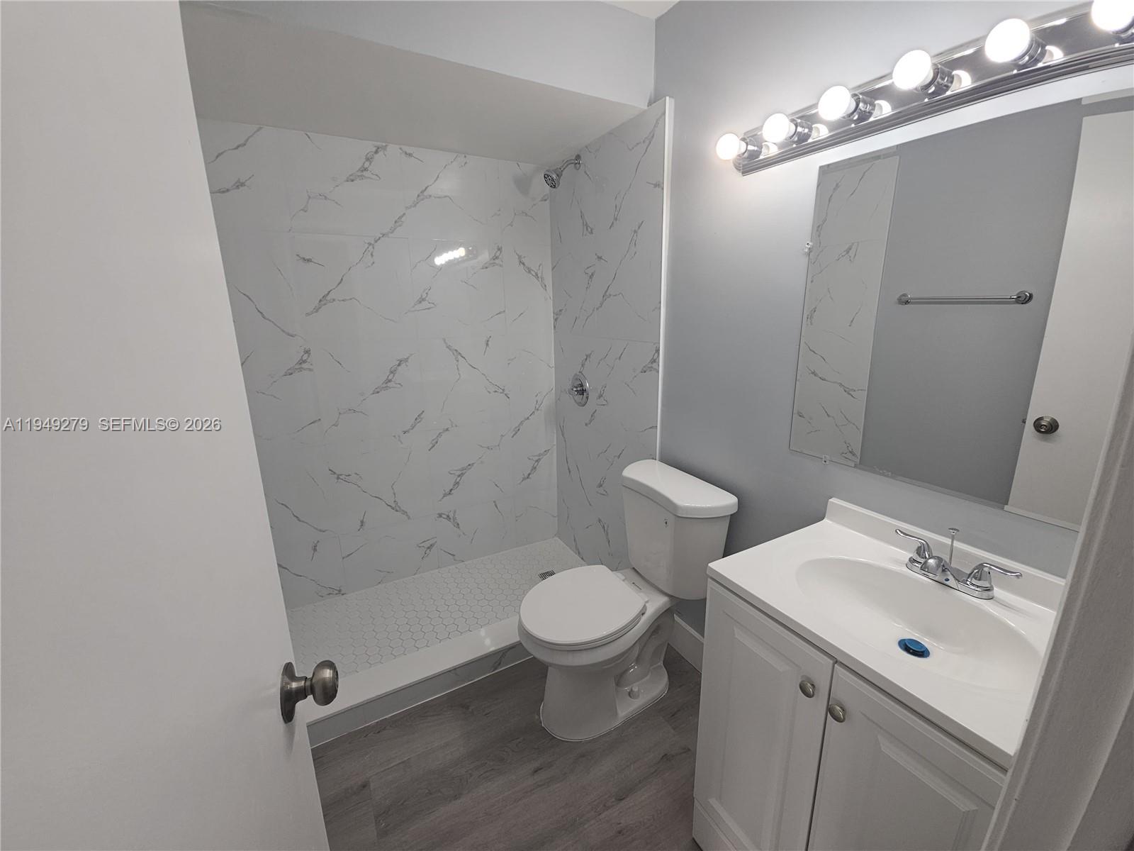 5914 Southwest 133rd Place Miami, FL 33183 - Photo 15 of 22