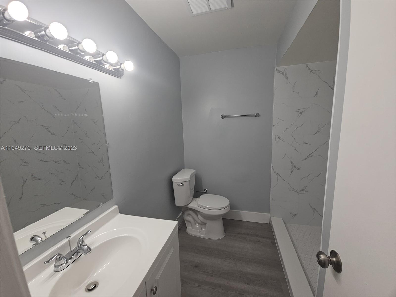 5914 Southwest 133rd Place Miami, FL 33183 - Photo 16 of 22