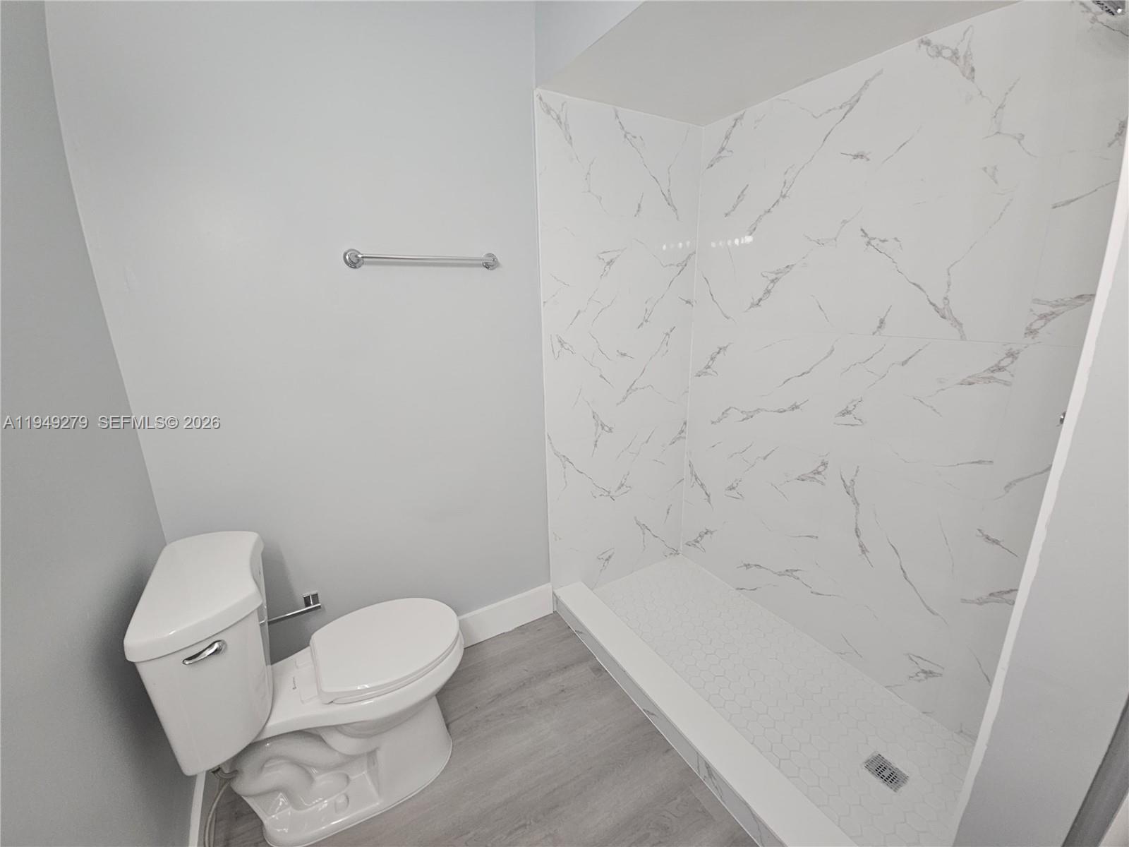 5914 Southwest 133rd Place Miami, FL 33183 - Photo 17 of 22