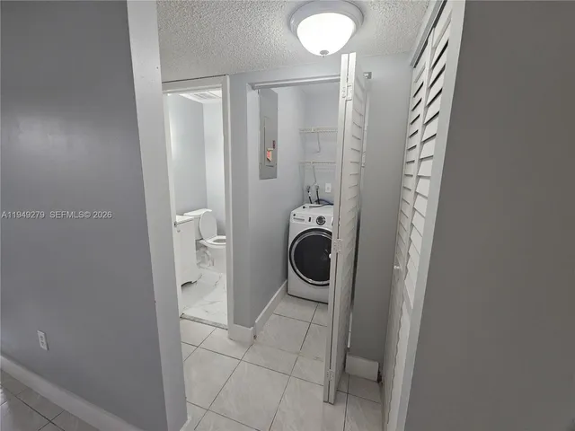 $2,700 | 5914 Southwest 133rd Place, Miami, FL 33183