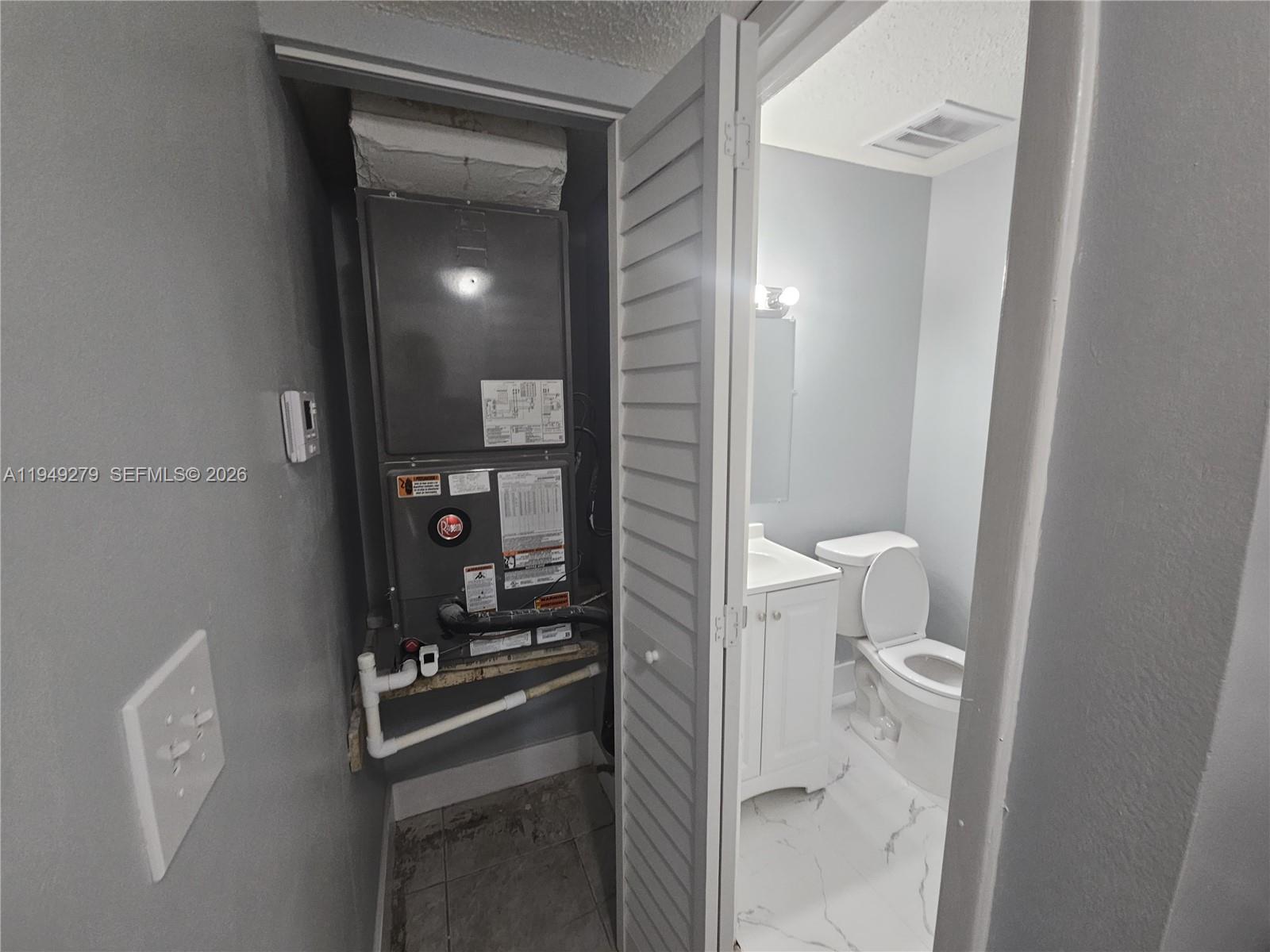 5914 Southwest 133rd Place Miami, FL 33183 - Photo 6 of 22