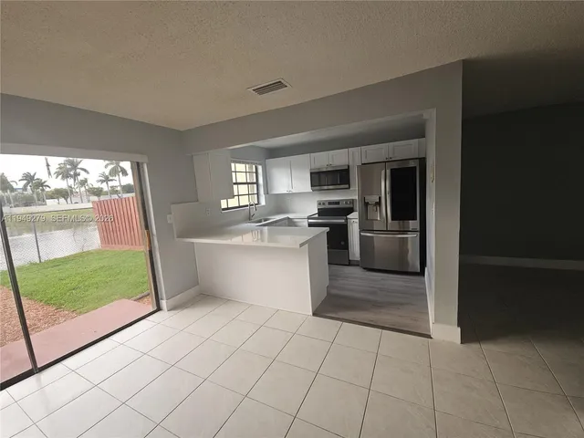 $2,700 | 5914 Southwest 133rd Place, Miami, FL 33183