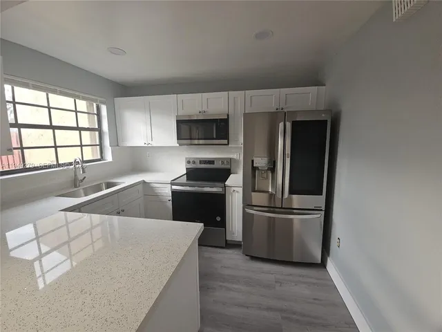 $2,700 | 5914 Southwest 133rd Place, Miami, FL 33183