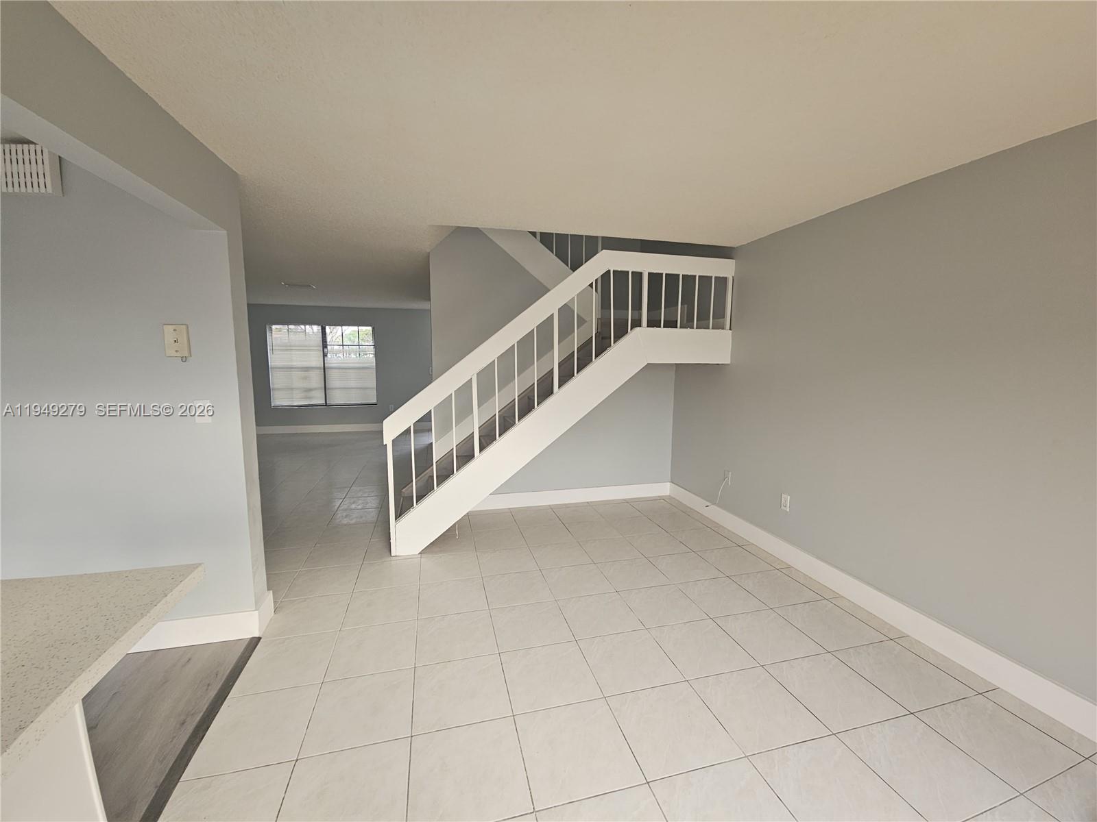 5914 Southwest 133rd Place Miami, FL 33183 - Photo 9 of 22