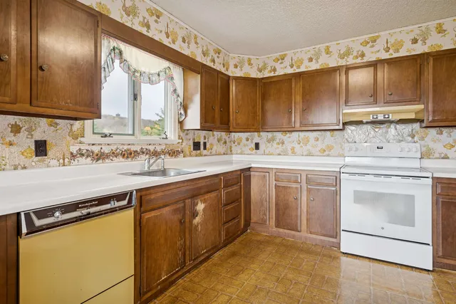 $375,000 | 1084 South Randolph Road, Randolph, VT 05061