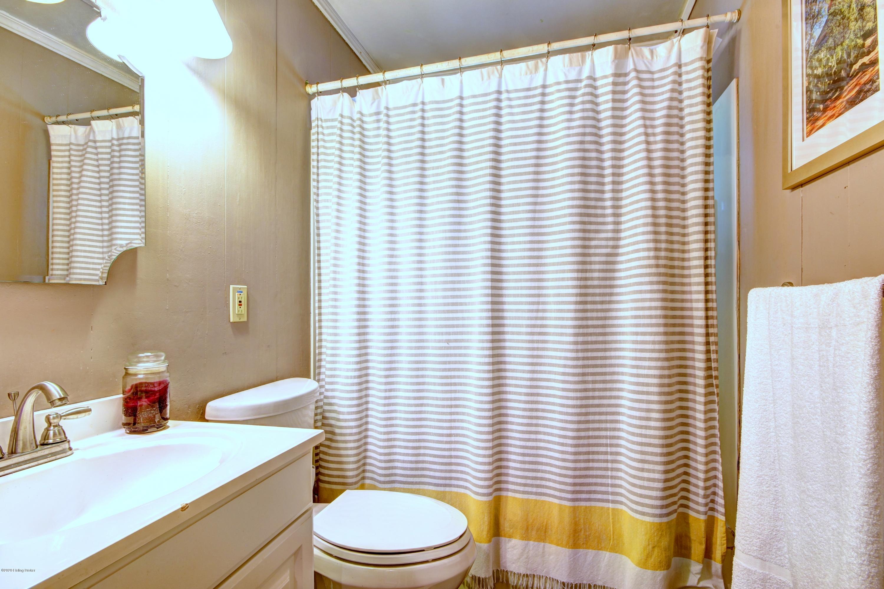 1810 Millgate Road Louisville, KY 40223 - Photo 22 of 35 1810 Millgate Road