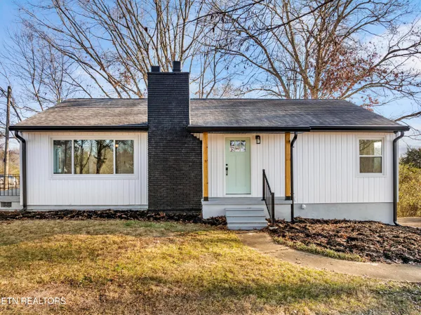 $340,000 | 704 West Emory Road, Powell, TN 37849