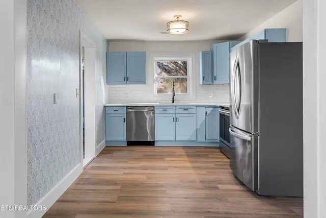 $358,500 | 704 West Emory Road, Powell, TN 37849