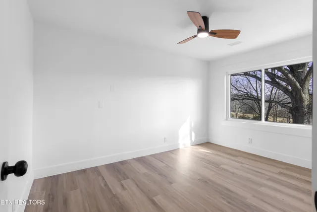 $358,500 | 704 West Emory Road, Powell, TN 37849