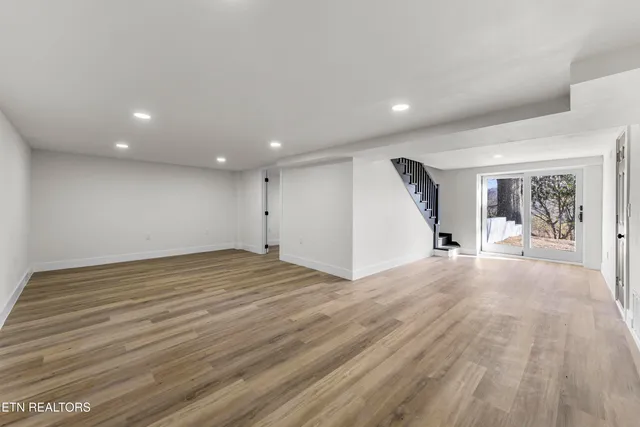 $358,500 | 704 West Emory Road, Powell, TN 37849