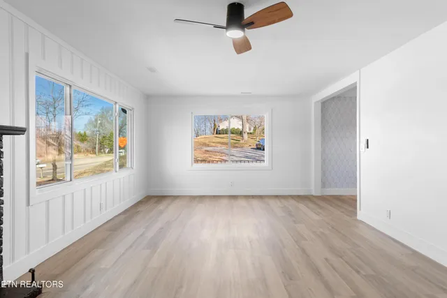 $358,500 | 704 West Emory Road, Powell, TN 37849