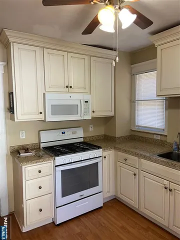 $2,600 | 49 Carnation Street, Bergenfield, NJ 07621