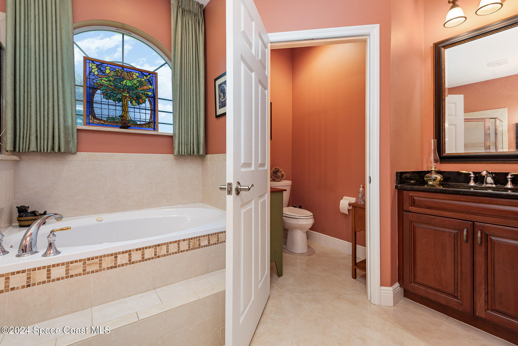4755 Dixie Way Mims, FL 32754 - Photo 20 of 36 Whirlpool tub