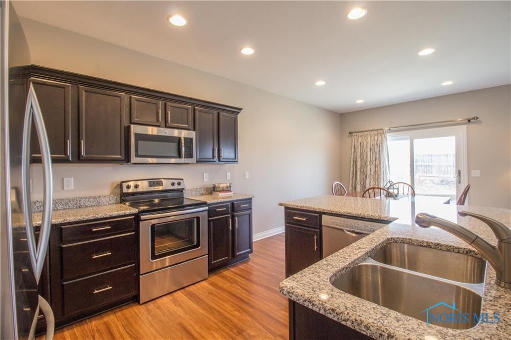 235 Blue Jacket Road Perrysburg, OH 43551 - Photo 5 of 29 Gallery Image 5