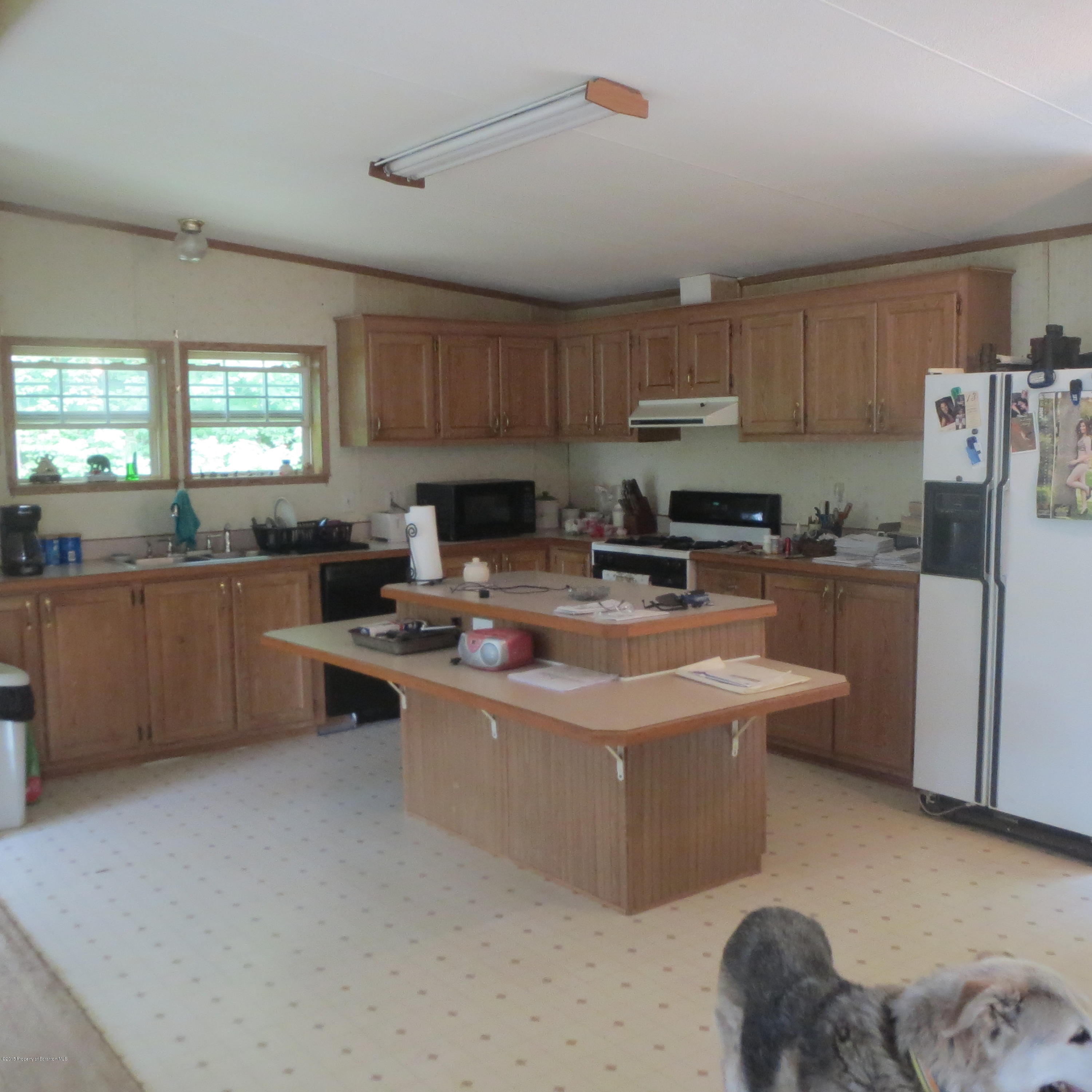 191 Madisonville Road Moscow, PA 18444 - Photo 6 of 14 Gallery Image 6