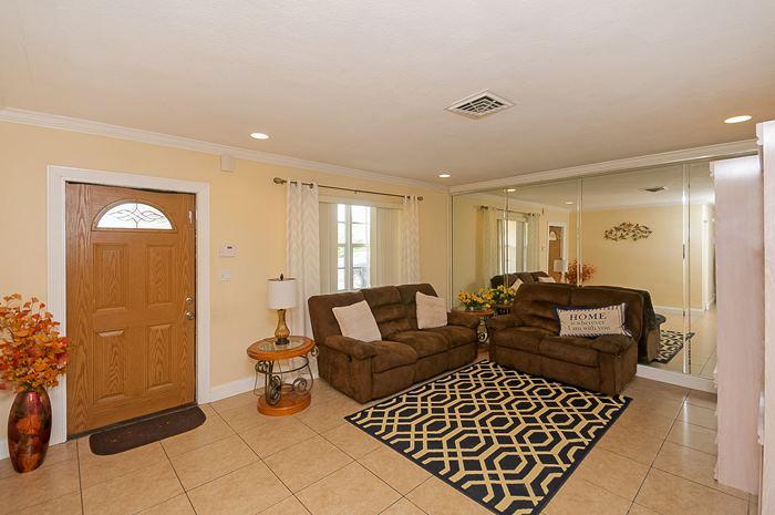 601 Snapper Way Delray Beach, FL 33445 - Photo 3 of 16 601 Snapper Way