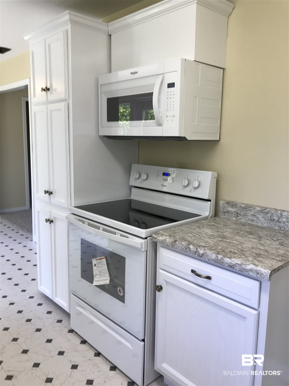 2134 North Walnut Street Loxley, AL 36551 - Photo 8 of 18 Stove/Pantry