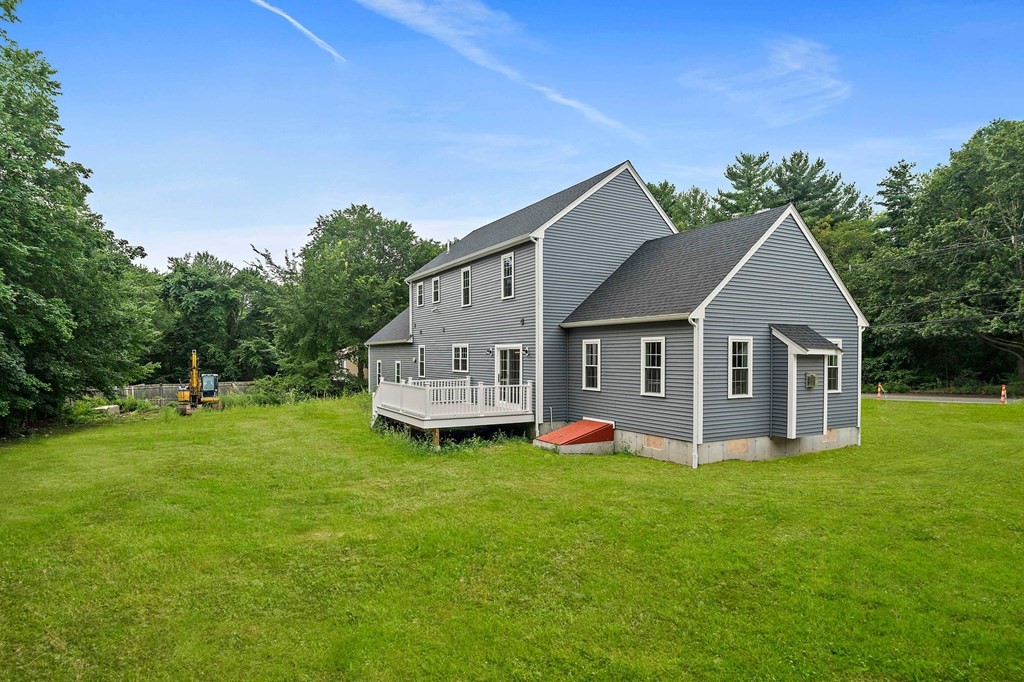 348 Center Street Hanover, MA 02339 - Photo 21 of 23 Gallery Image 21