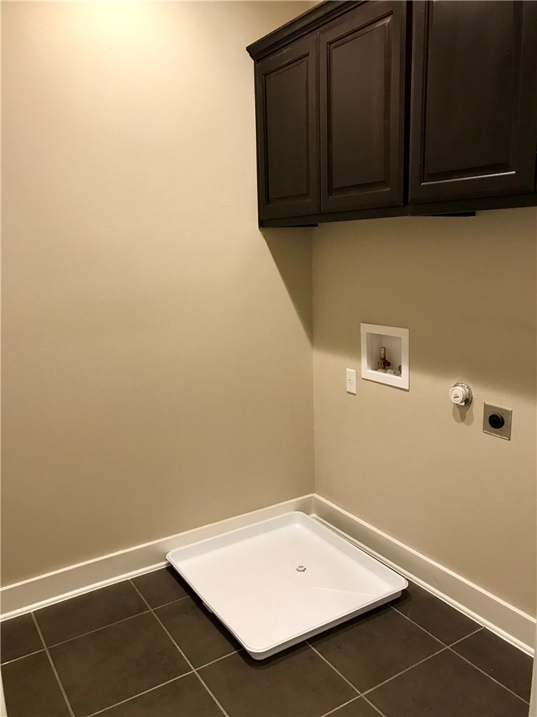6814 East Riverside Drive, Unit 95 Austin, TX 78741 - Photo 17 of 23 a view of utility room