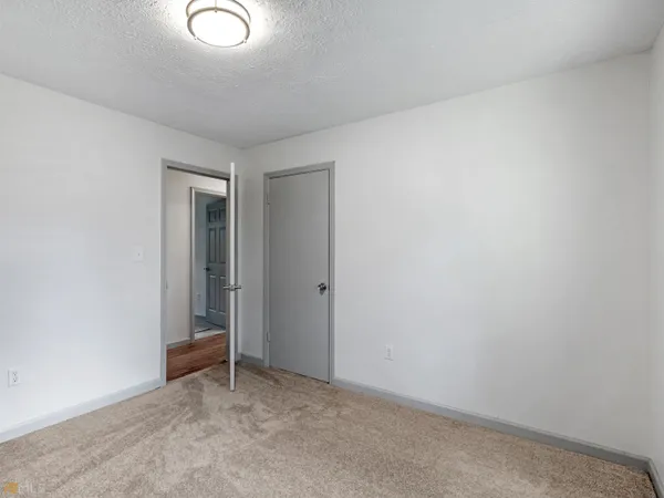 $1,700 | 1999 Hampton Locust Grove Road, Locust Grove, GA 30248