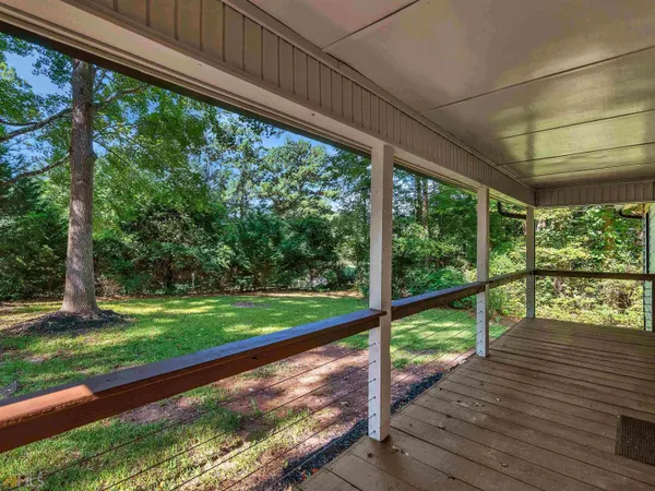 $1,700 | 1999 Hampton Locust Grove Road, Locust Grove, GA 30248