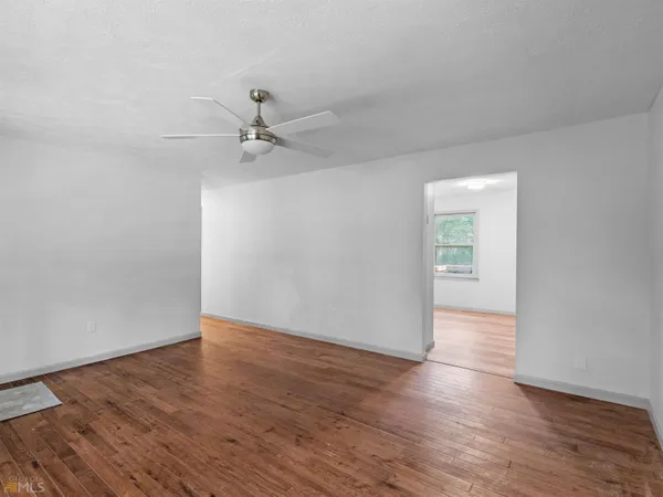 $1,700 | 1999 Hampton Locust Grove Road, Locust Grove, GA 30248