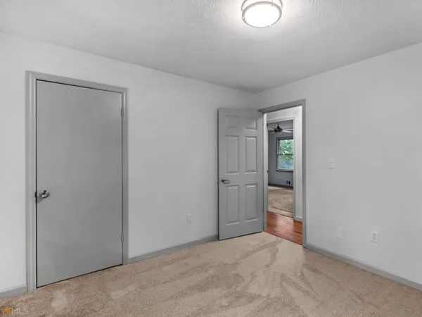 $1,700 | 1999 Hampton Locust Grove Road, Locust Grove, GA 30248