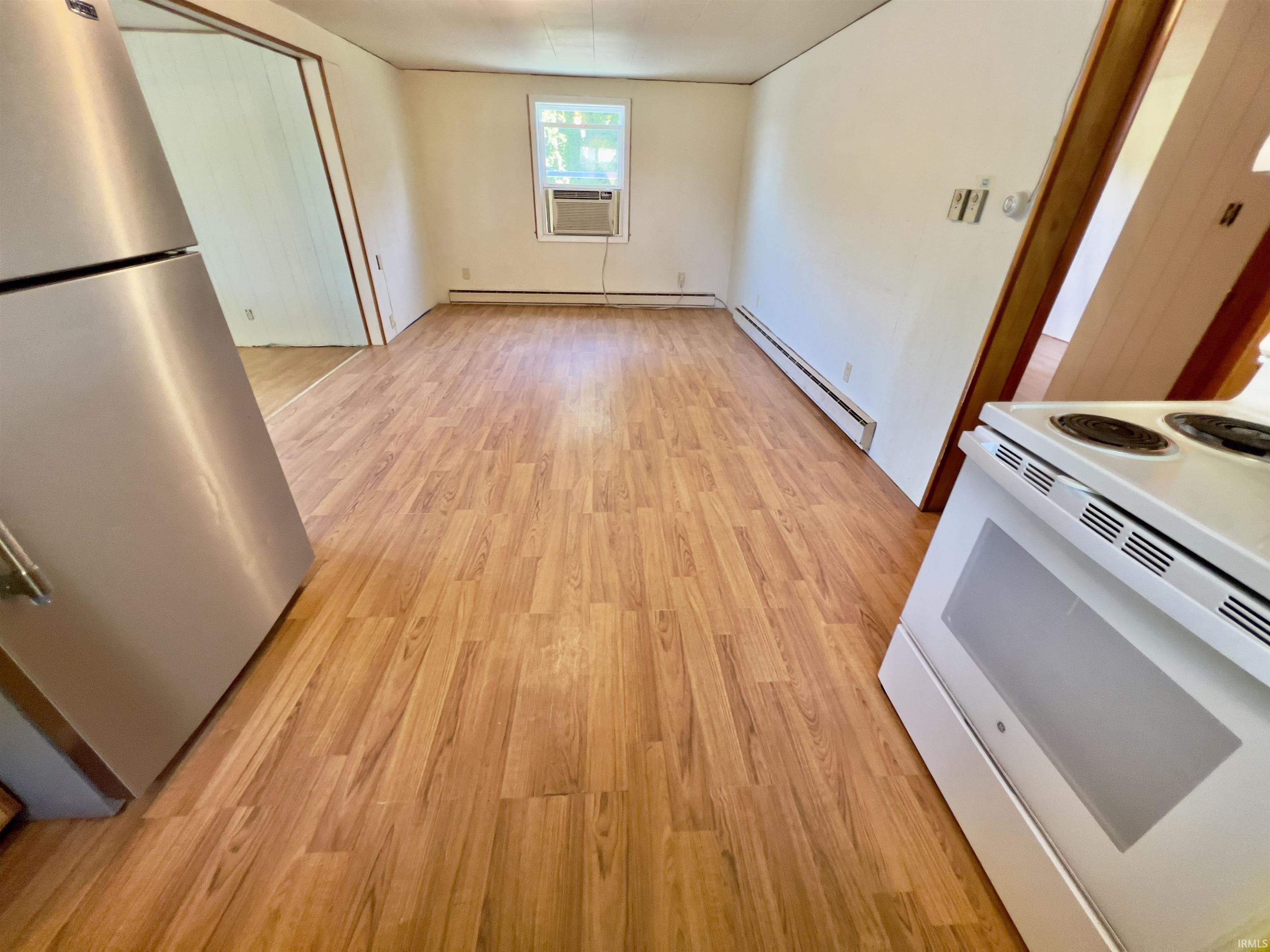 4784 East Shore Park Road Leesburg, IN 46538 - Photo 7 of 37