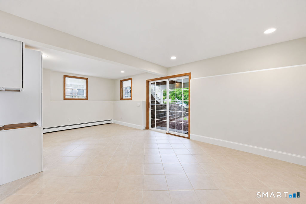 28 Tennyson Road East Hampton, CT 06424 - Photo 24 of 33 Gallery Image 24