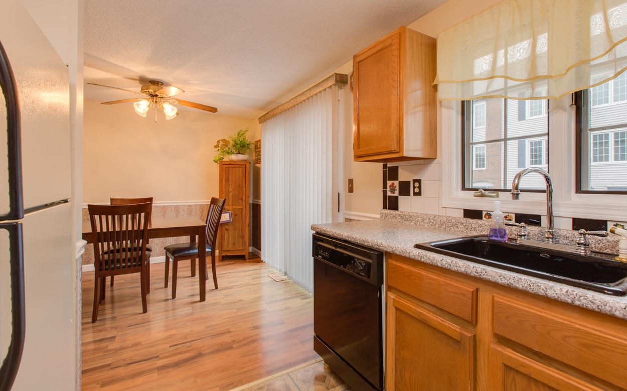 12 Perley Road, Unit 8 Derry, NH 03038 - Photo 15 of 35