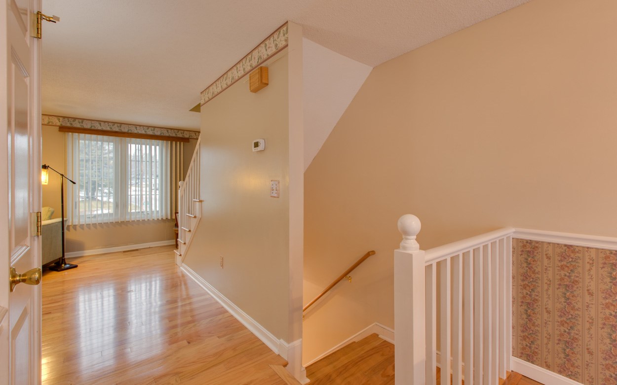 12 Perley Road, Unit 8 Derry, NH 03038 - Photo 17 of 35