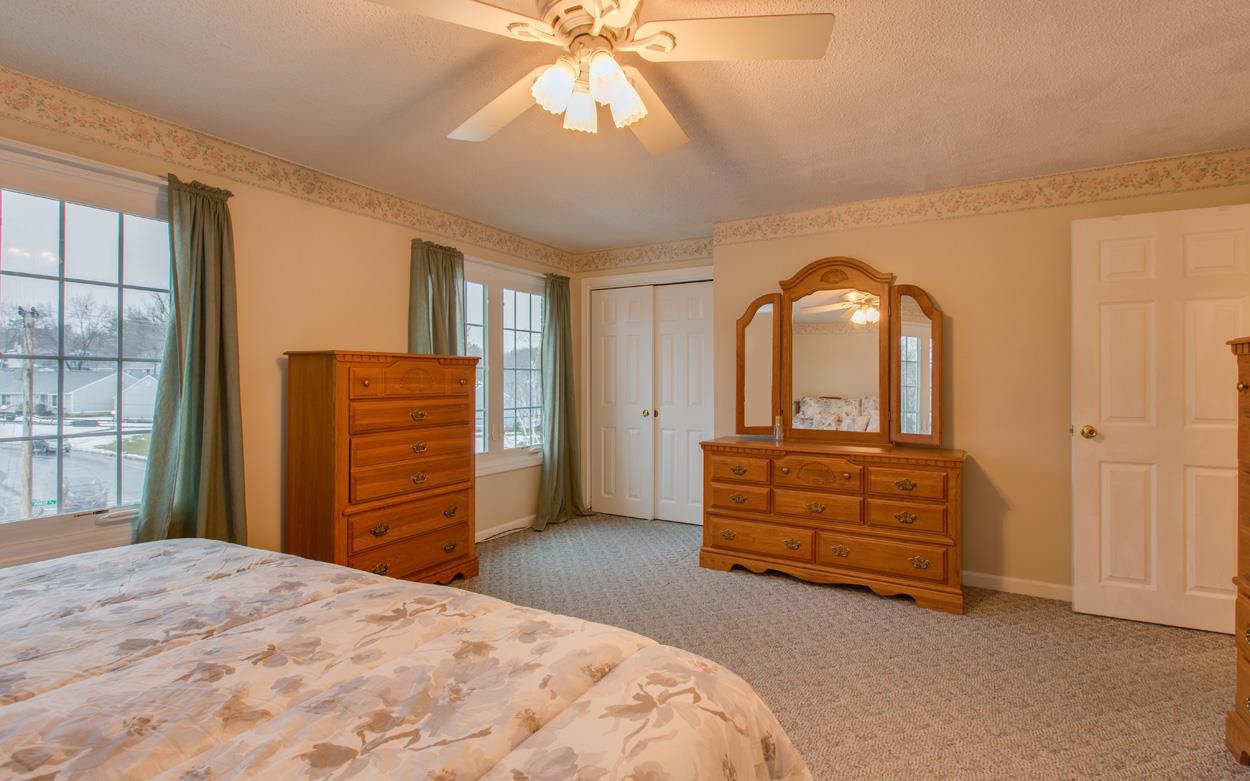 12 Perley Road, Unit 8 Derry, NH 03038 - Photo 26 of 35