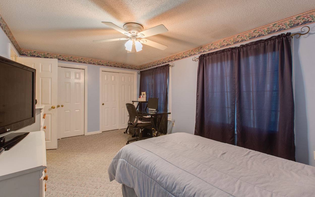 12 Perley Road, Unit 8 Derry, NH 03038 - Photo 31 of 35