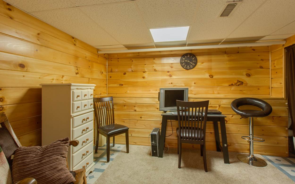 12 Perley Road, Unit 8 Derry, NH 03038 - Photo 34 of 35