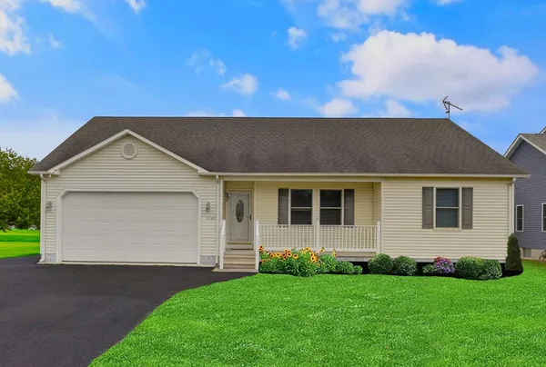 $325,000 | 3346 Navigator Drive, Greenbackville, VA 23356