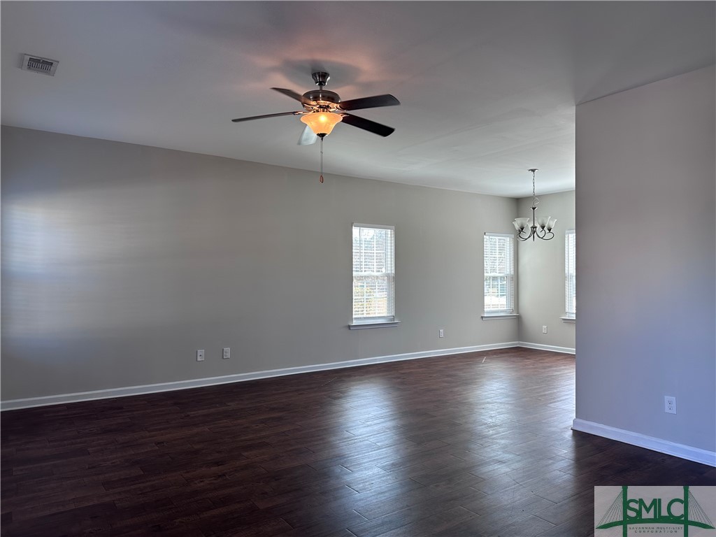 407 Olde Ivey Square Pooler, GA 31322 - Photo 3 of 16 Lliving Room