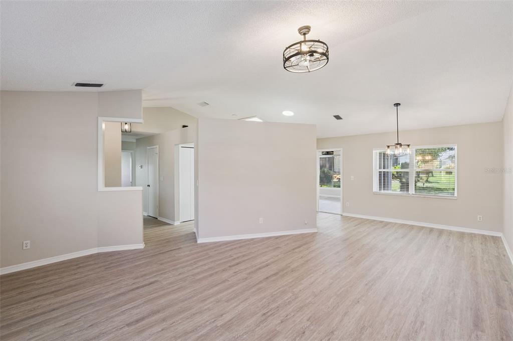 27211 Racquet Circle Leesburg, FL 34748 - Photo 7 of 31