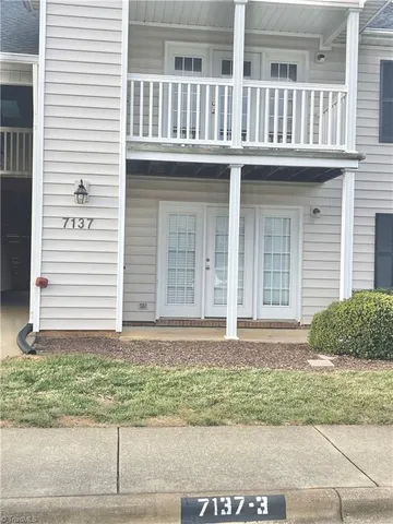 $1,650 | 7137 West Friendly Avenue, Unit D, Greensboro, NC 27410