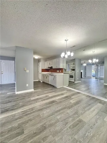 $1,650 | 7137 West Friendly Avenue, Unit D, Greensboro, NC 27410