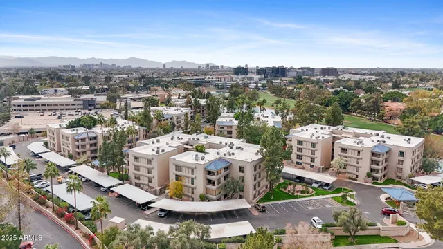 $259,999 | 5122 North 31st Way, Unit 213, Phoenix, AZ 85016
