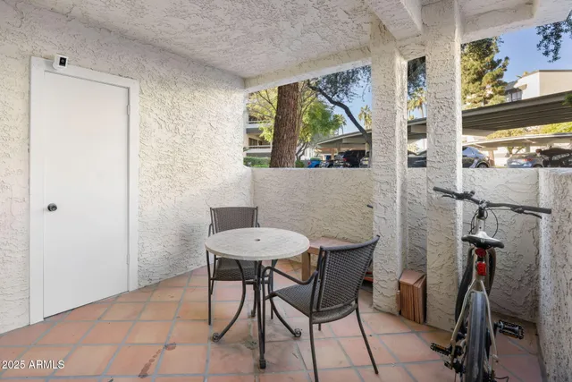 $259,999 | 5122 North 31st Way, Unit 213, Phoenix, AZ 85016