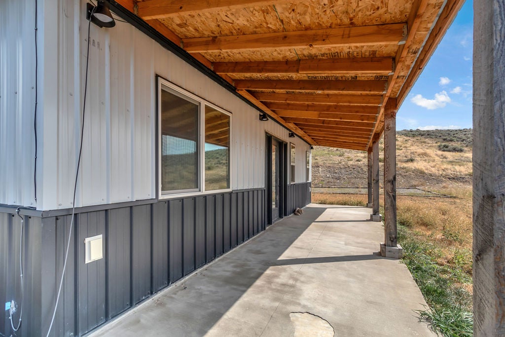 1720 Davis Creek Road Laurel, MT 59044 - Photo 4 of 35 Gallery Image 4