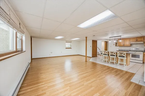 $499,900 | 4230 Prairie Avenue, Brookfield, IL 60513