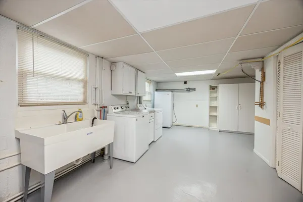 $499,900 | 4230 Prairie Avenue, Brookfield, IL 60513