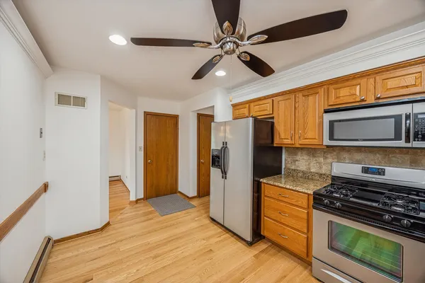 $499,900 | 4230 Prairie Avenue, Brookfield, IL 60513