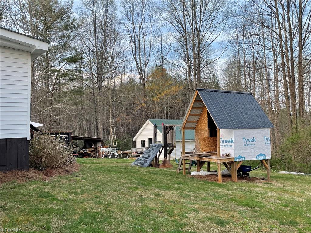 192 Beulah Church Road Mount Airy, NC 27030 - Photo 36 of 38 Gallery Image 36